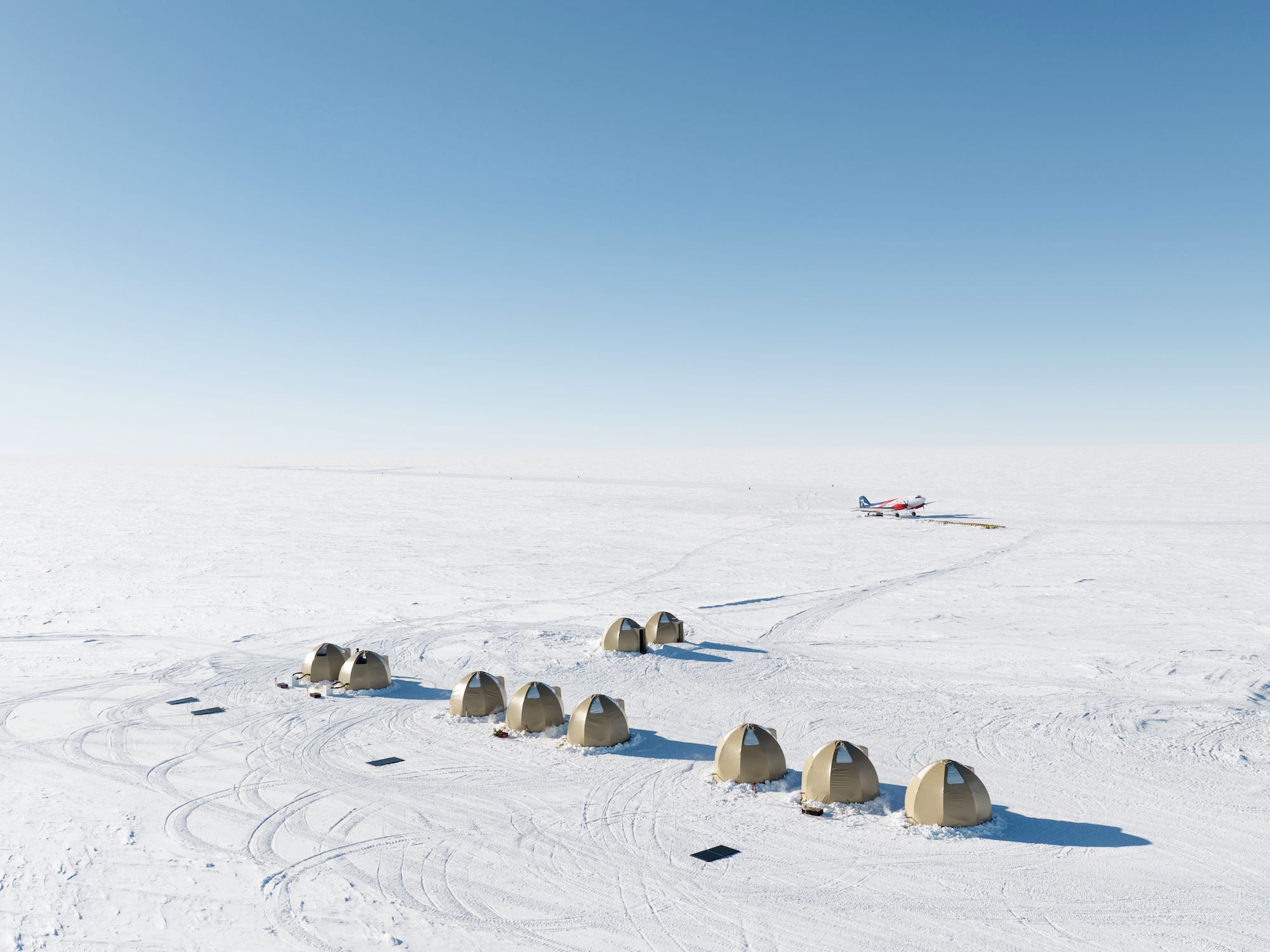 Overnight at Dixie's Camp on the High Polar Plateau