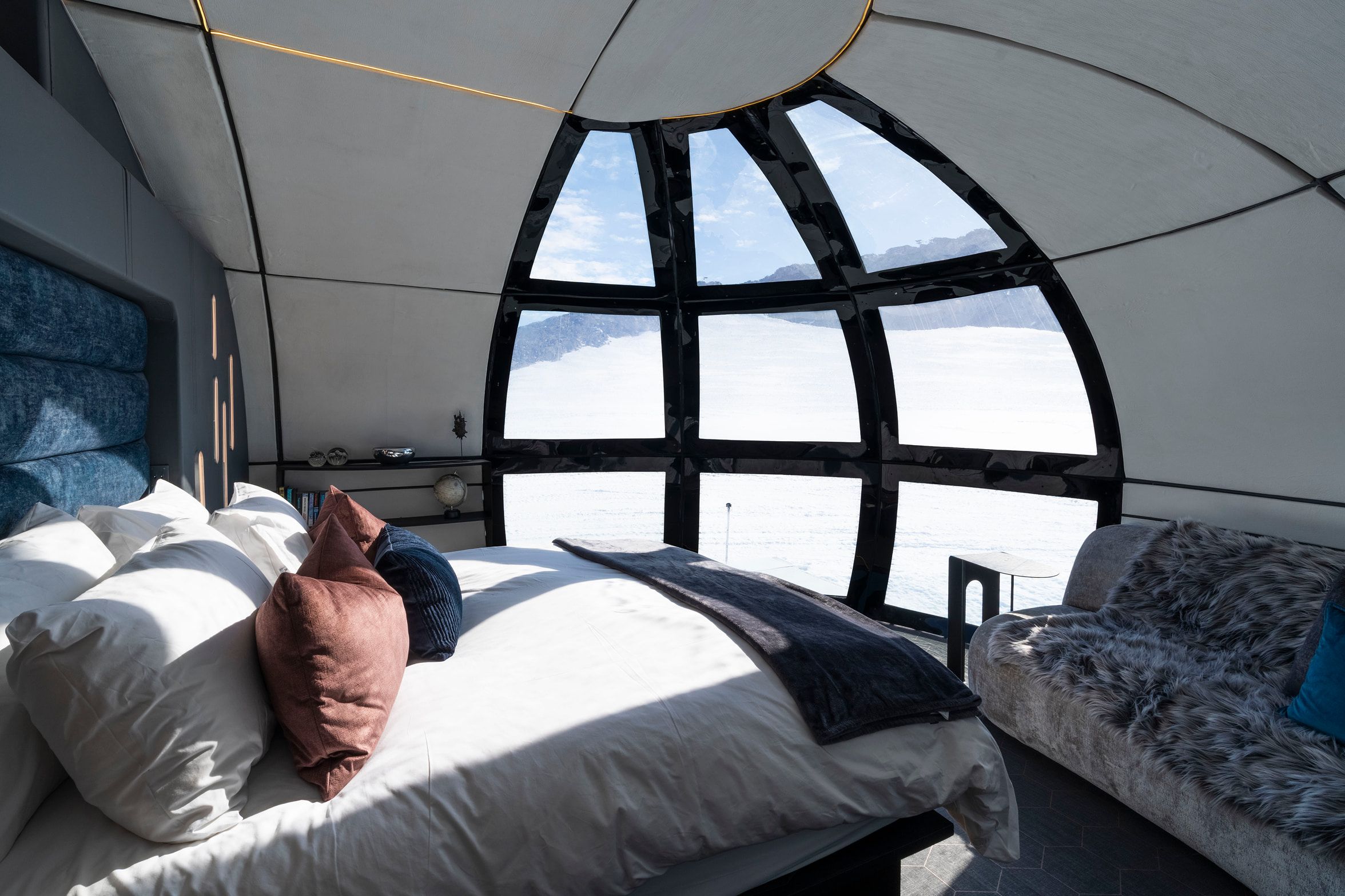 Sleeping pods with endless views